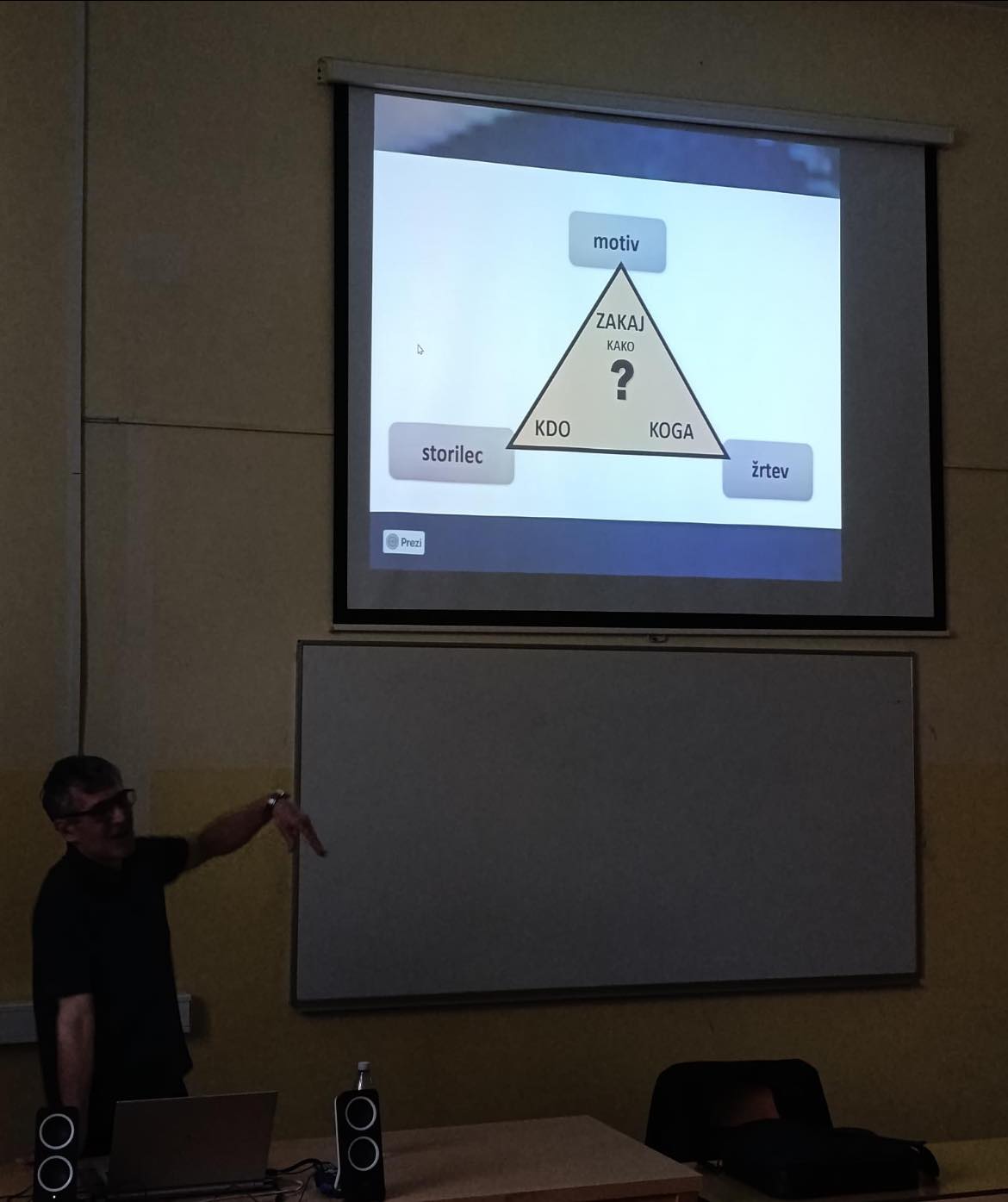 Avgust Demšar o kriminalki kot ogledalu družbe - slika 2